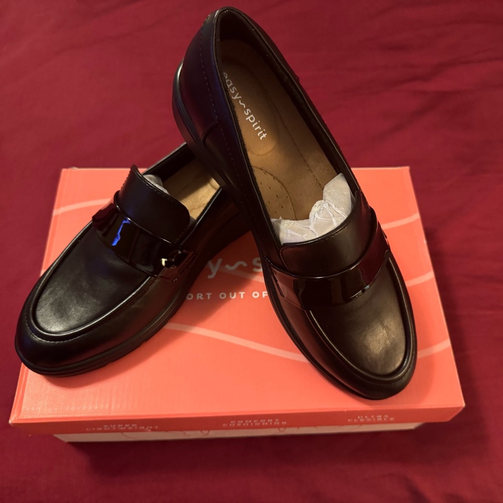 Easy Spirit Talia Black Wedge Loafers NWT - Picture 2 of 6